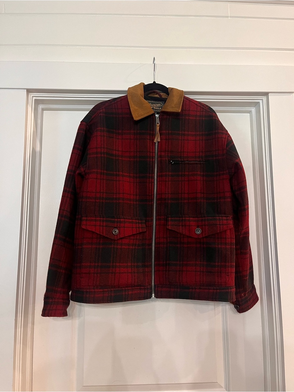 American Eagle Outfitters Red and Black Plaid Jacket with Tan Collar